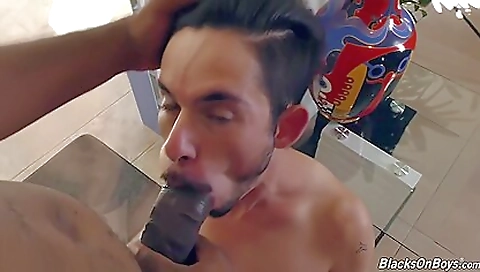 Sexy chick gets creampie for hard fuck texed prince