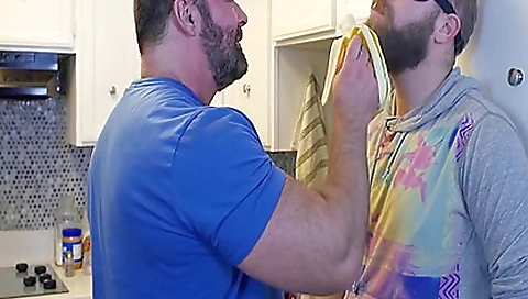 Brunette hair sucks and fucks